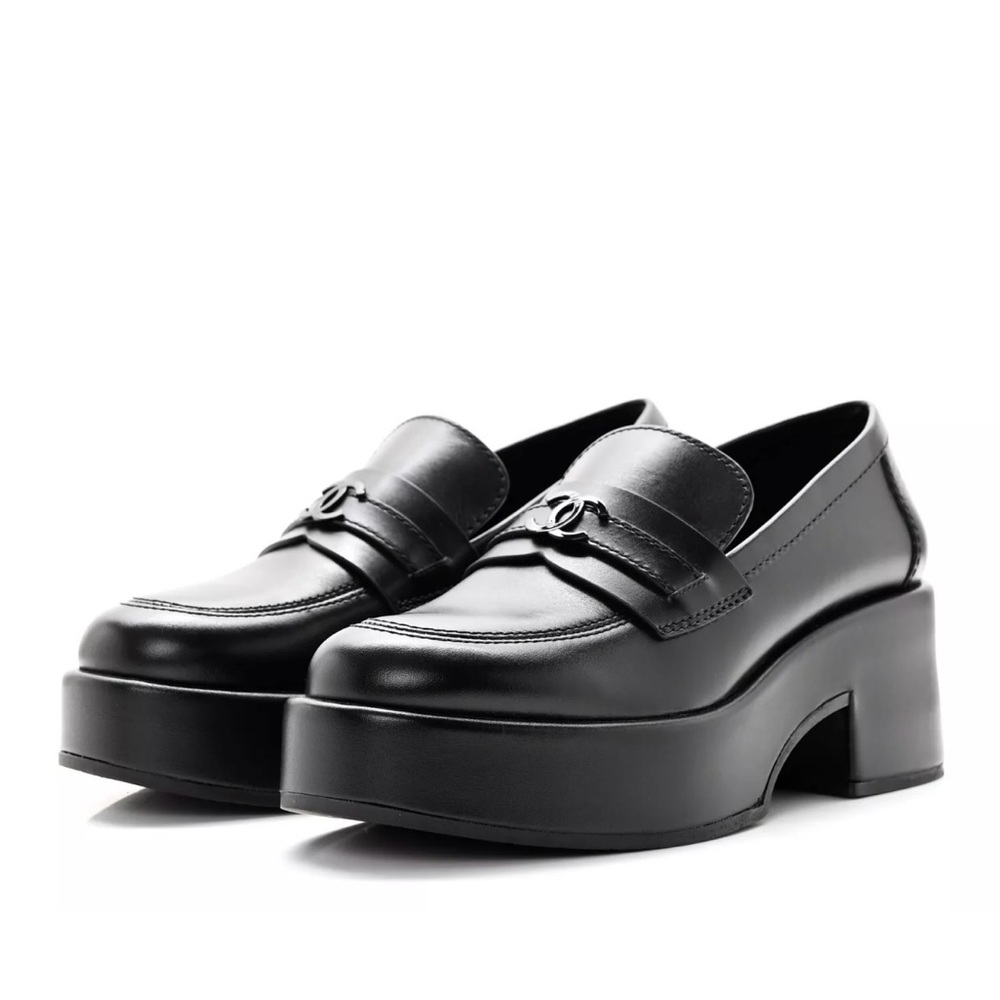 Chanel Black Platform Leather Loafers - Picture 4 of 12